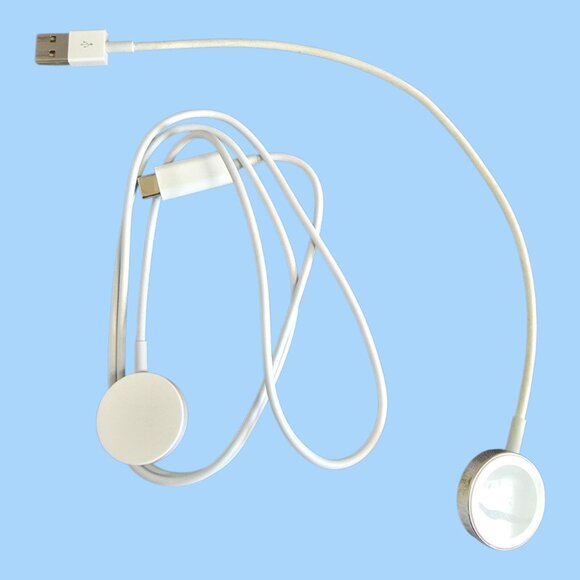 Apple Watch SE 2nd Gen 40mm Silver Aluminum GPS A2722 w 6 Bands & 2 Charge Docks - Picture 9 of 16